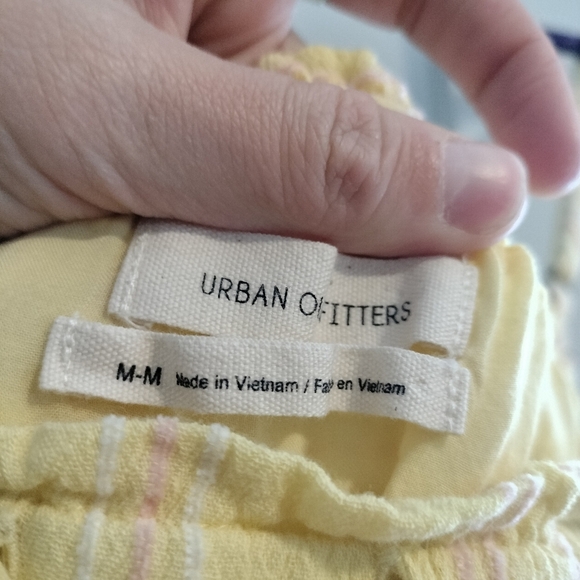 Urban Outfitters Ruffle Me Romper - Picture 4 of 7